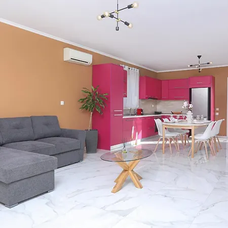Casa Di Pietra * Karousádes